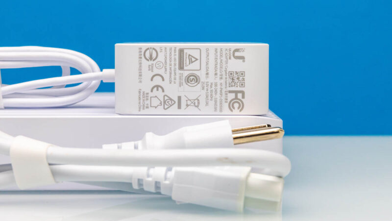 UniFi Network Flex XG Power Supply 1