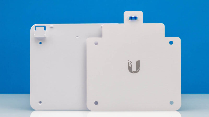 UniFi Network Flex XG Wall Mount 1