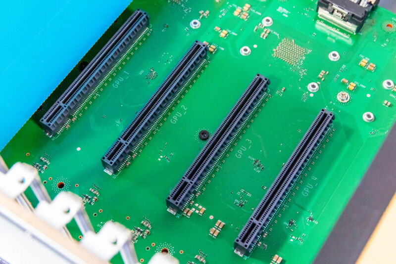 ASRock Rack 4UXGM GNR2 CX8 Inside 16