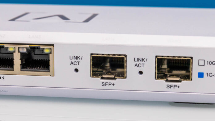 Alta Labs Route 10 SFP+ Port 1 Alta Labs Route 10 SFP+ Port 1