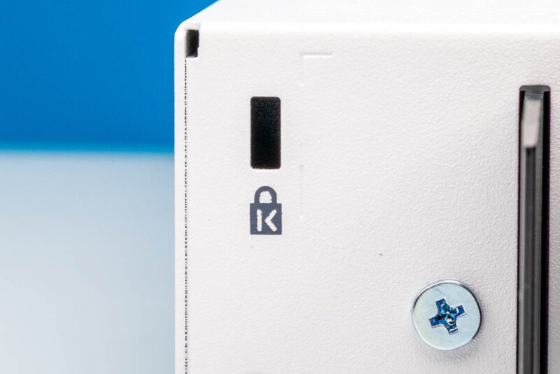 Cisco Catalyst 1300 8FP 2G Kensington Lock Switch 1