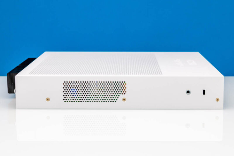 Cisco Catalyst 1300 8FP 2G Side 2