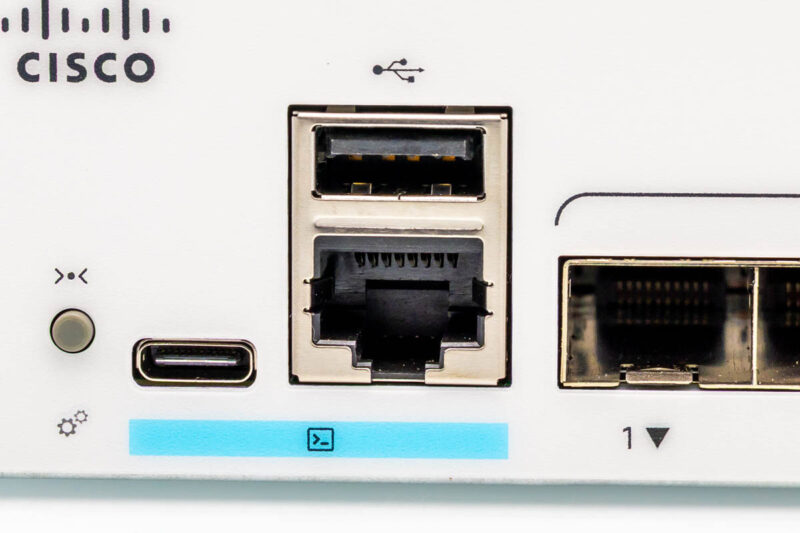 Cisco Catalyst C1300 12XS USB A Port 1