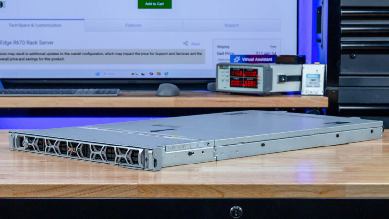 Dell PowerEdge R670 Front Angled 1