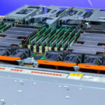 Dell PowerEdge R670 Inside 4