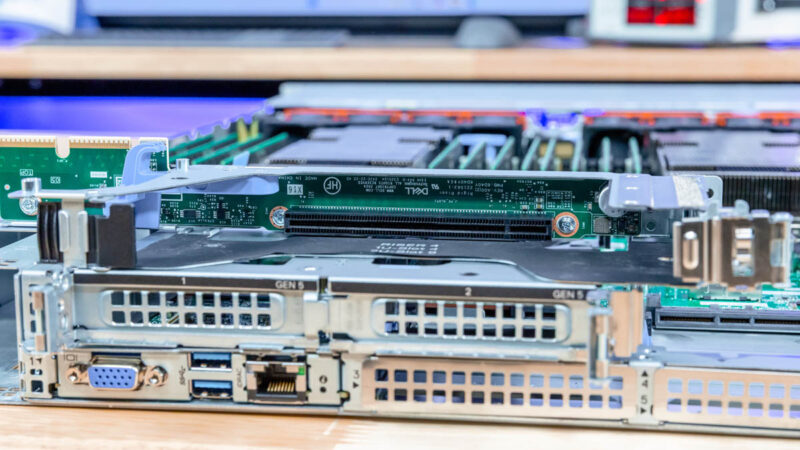 Dell PowerEdge R670 Riser 4 6