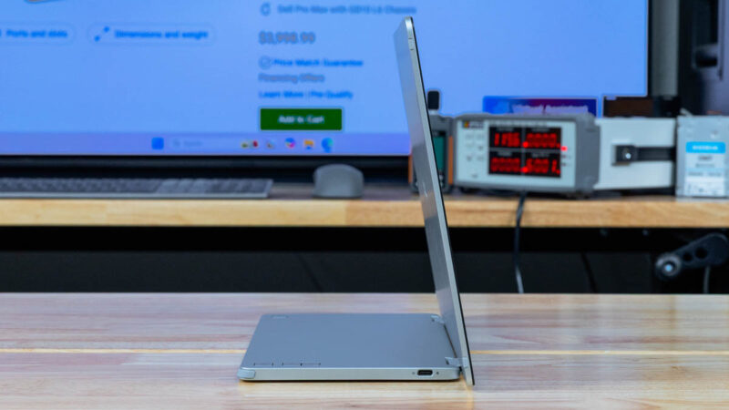 Dell Pro 14 Plus Portable Monitor P1425 Side 1