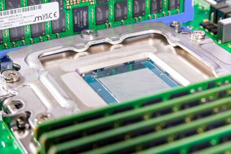 GIGABYTE R2A3 T40 AAV1 AmpereOne M Processor 3