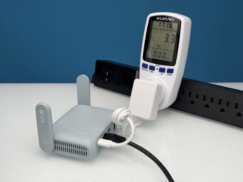 GL.iNet Beryl AX GL MT3000 Power Consumption 1x 2.5GbE Large