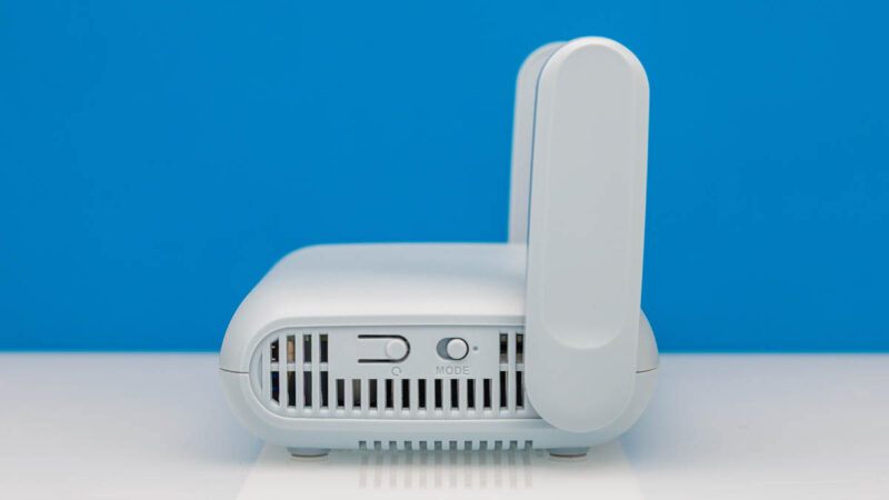 GL.iNet Beryl AX GL MT3000 Side 2