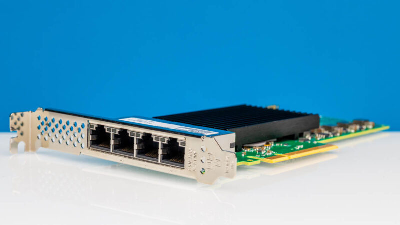 Intel E610 XT4 Front Angled 1