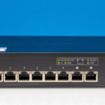 QNAP QSW L3208 2C6T Front 1