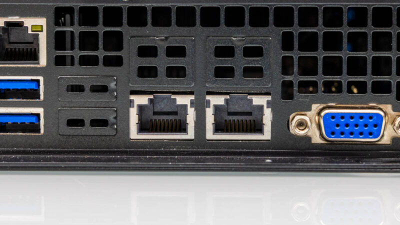 Supermicro SYS E403 14B FRN2T 10GbE LAN Ports 1