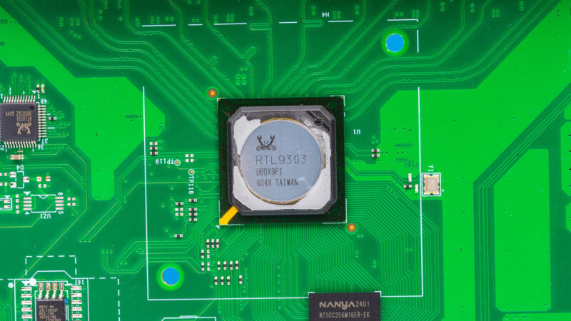 TRENDnet TL2 F7080 RTL9303 Chip 1