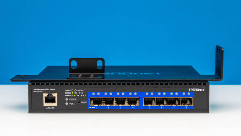 TRENDnet TL2 F7080 Rack Ears 1
