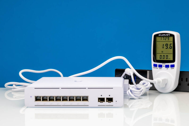 Ubiquiti UniFi USW Pro XG 8 PoE Idle Power Consumption 1