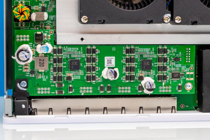 Ubiquiti UniFi USW Pro XG 8 PoE Inside 3