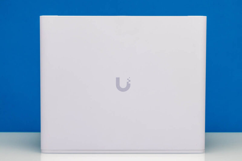 Ubiquiti UniFi USW Pro XG 8 PoE Top 1