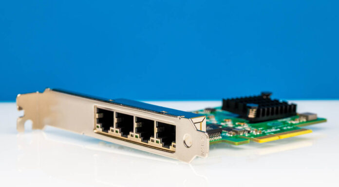 10Gtek Quad Port 2.5GbE Realtek RTL8125 NIC Review 10Gtek Quad Port Realtek RTL8125BG Front Angled 1