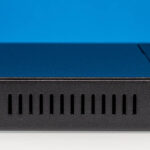 BrosTrend 8 Port 2.5G Ethernet Switch Side 2