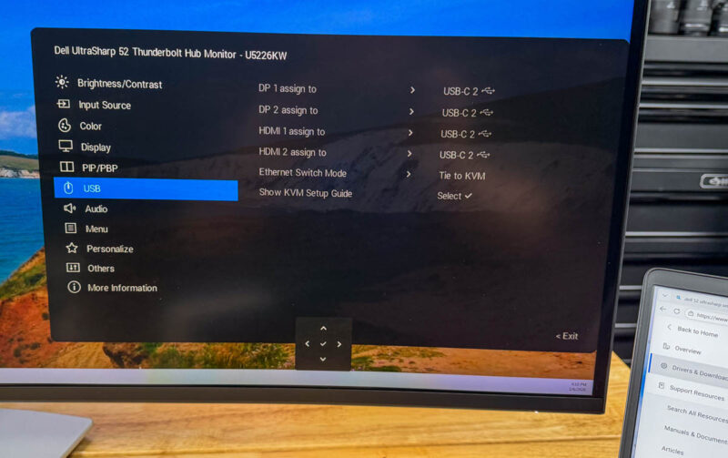 Dell UltraSharp 52 Thunderbolt Hub Monitor USB Menu