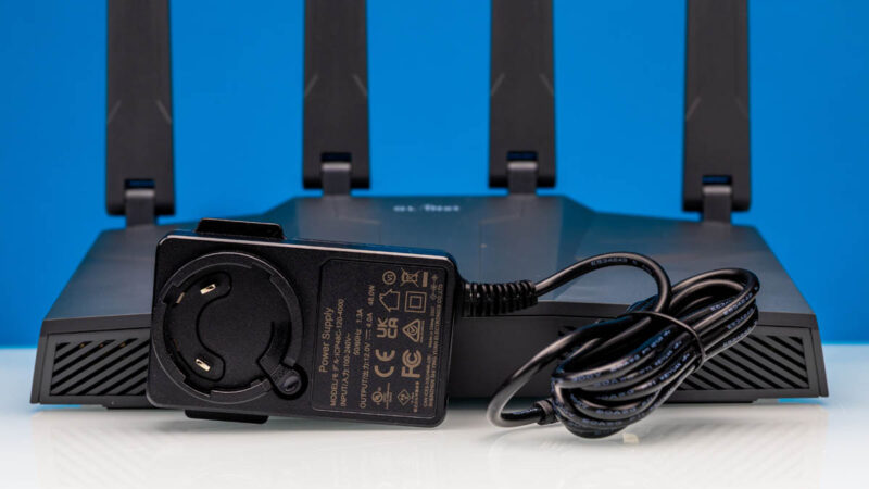 GL.iNet Flint 3 BE9300 Power Supply 1