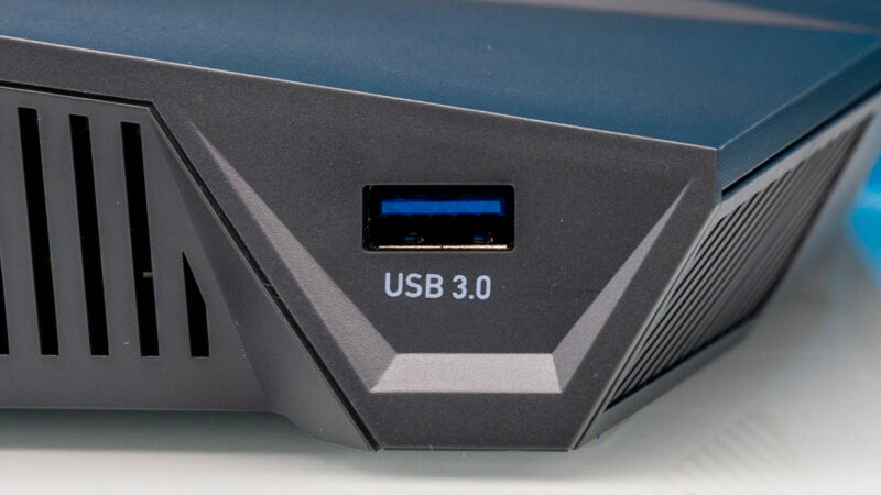 GL.iNet Flint 3 BE9300 USB 3.0 Port 1