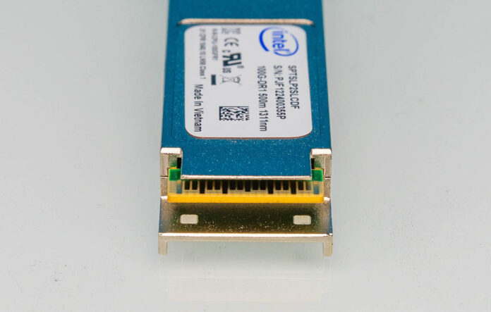 Intel SPTSLP2SLCDF 100G-DR1 500m 1311nm QSFP28 Module Quick Look ...