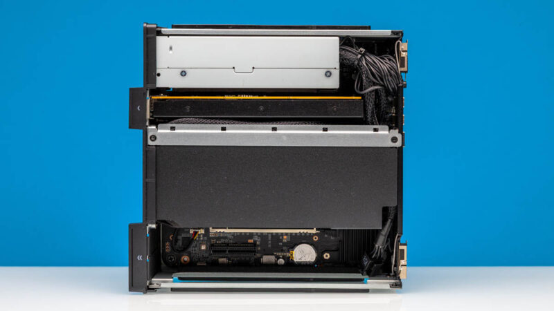 Minisforum MS 02 Ultra Inside 2