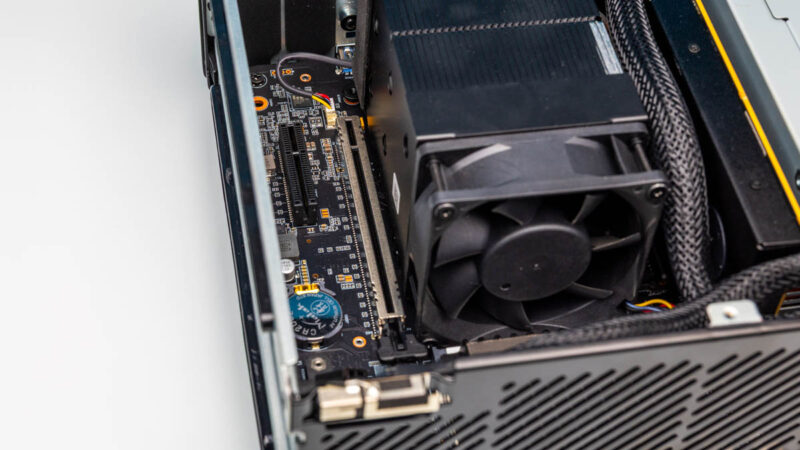 Minisforum MS 02 Ultra PCIe Slot 3