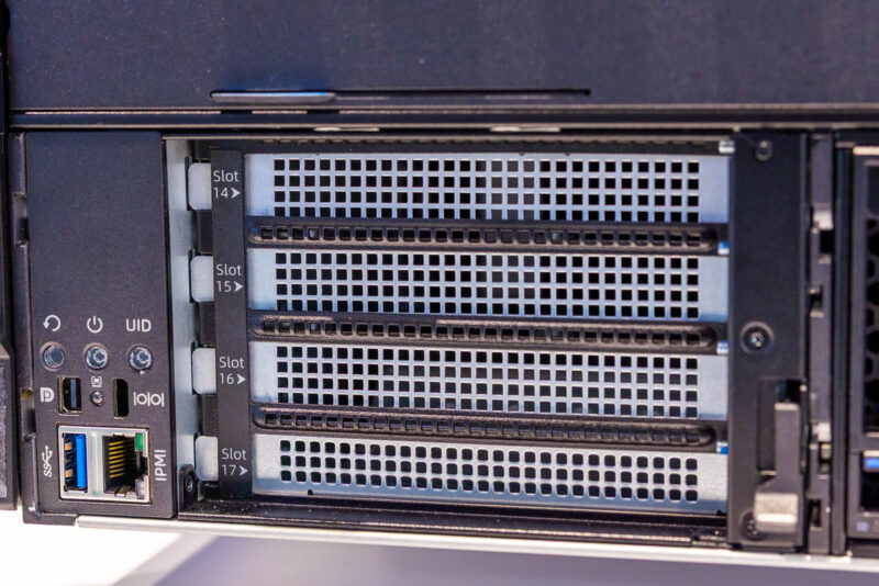 AIVRES Booth Tour AI PCIe Server KR6278 Front 2