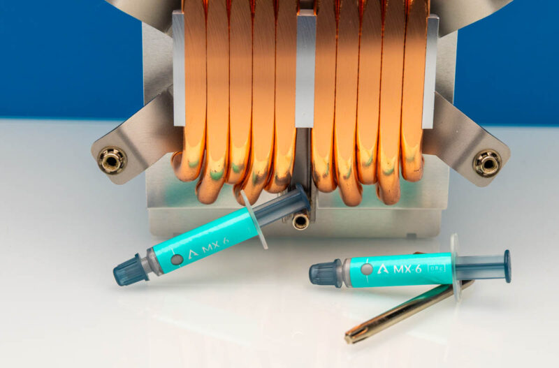 Arctic Freezer 4U SP5 8