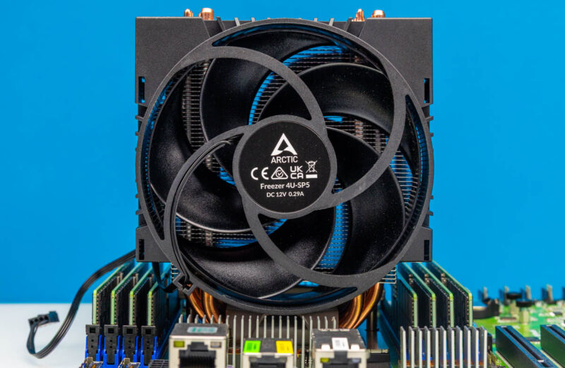 Arctic Freezer 4U SP5 In ASRock Rack TURIND8 2L2T 5