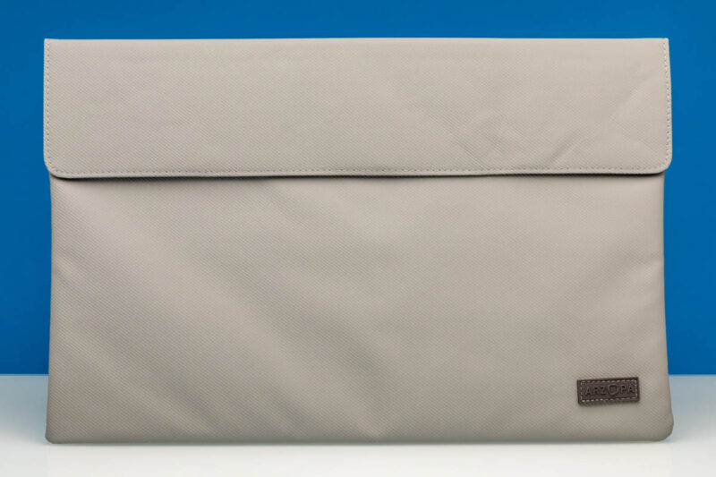 Arzopa Z3FC 16.1'' 180Hz 2.5K Portable Monitor Protective Case 1