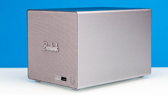 Beelink ME Pro L 12512EJ0W64 HD XB Front Angled 1 Beelink ME Pro L 12512EJ0W64 HD XB Front Angled 1