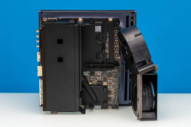 Gigabyte AI TOP ATOM NVIDIA GB10 Inside 2