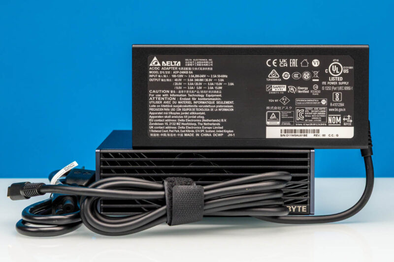 Gigabyte AI TOP ATOM NVIDIA GB10 Power Supply 1