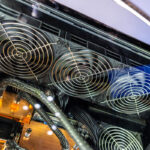 Gigabyte Booth Tour W775 V10 L01 Fans 1