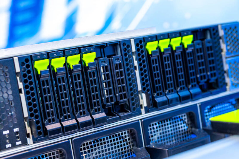 Gigabyte Booth Tour XL44 SX2 AAS1 Drive Bays 1