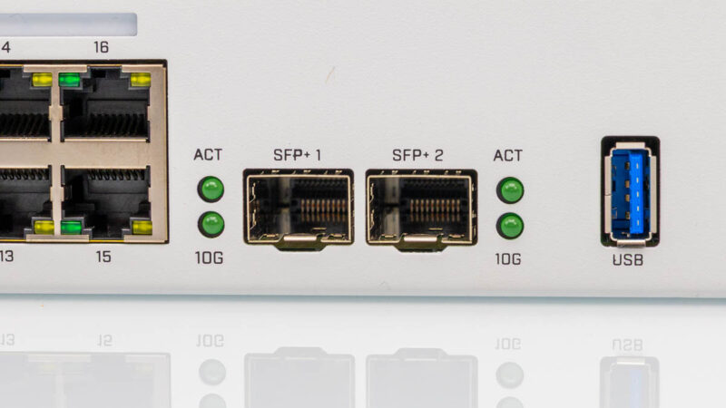 MikroTik CRS418 8P 8G 2S 5axQ2axQ RM 10G SFP+ Ports 1