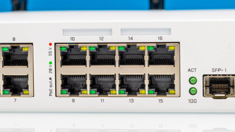 MikroTik CRS418 8P 8G 2S 5axQ2axQ RM 1GbE Ports 2