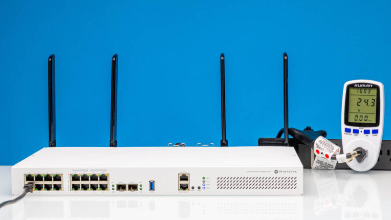 MikroTik CRS418 8P 8G 2S 5axQ2axQ RM 1GbE Power Consumption 1