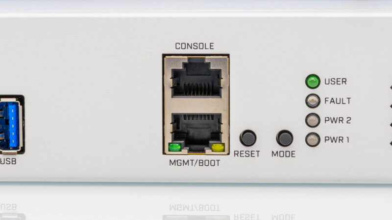 MikroTik CRS418 8P 8G 2S 5axQ2axQ RM Console + MGMT Boot Ports 1