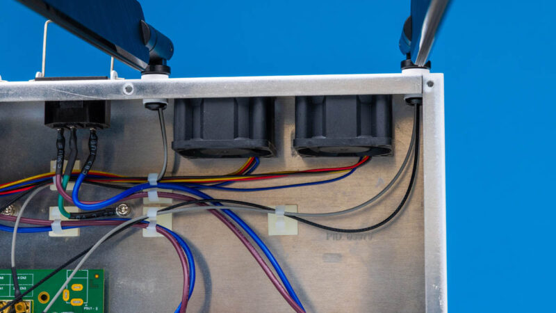 MikroTik CRS418 8P 8G 2S 5axQ2axQ RM Fan 2