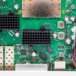 MikroTik CRS418 8P 8G 2S 5axQ2axQ RM Inside 9