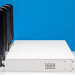 MikroTik CRS418 8P 8G 2S 5axQ2axQ RM Side 2