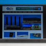 UFYQL F156P02 15.6in Portable Monitor Front 2