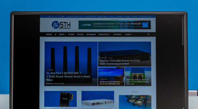 UFYQL F156P02 15.6in Portable Monitor Mini Review UFYQL F156P02 15.6in Portable Monitor Front 2