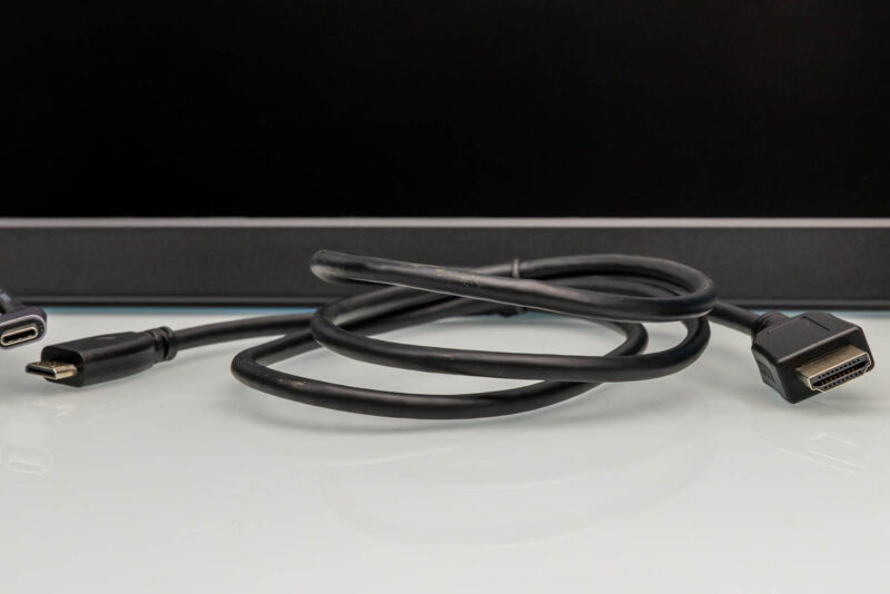 UFYQL F156P02 15.6in Portable Monitor Mini HDMI To HDMI Cable 1