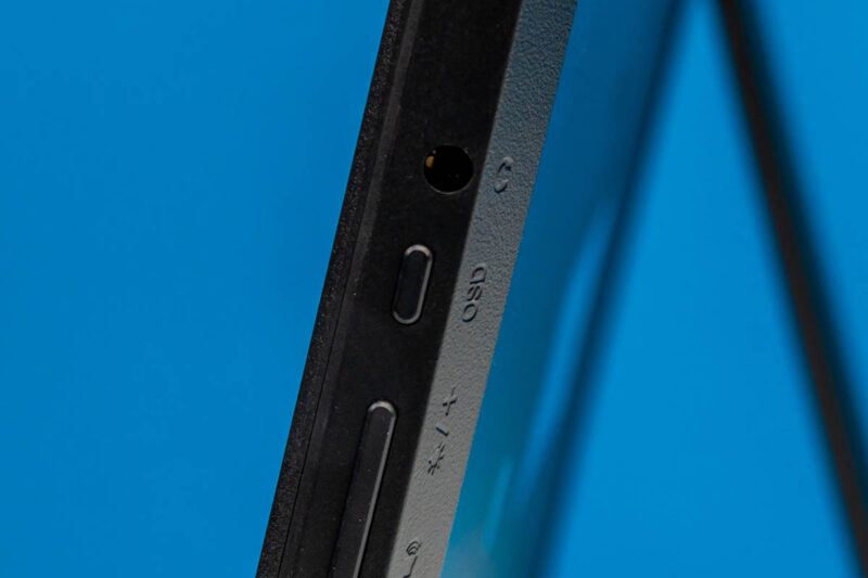 UFYQL F156P02 15.6in Portable Monitor OSD Button 1